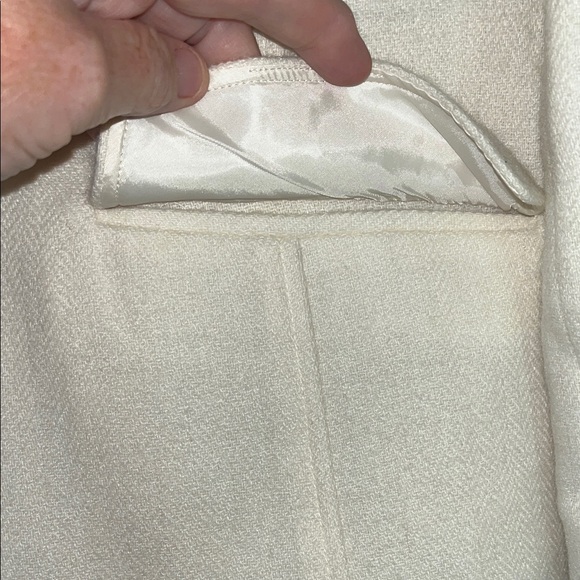 NWT Talbots Women's Ivory Blazer with Faux Fur Collar - Picture 5 of 13